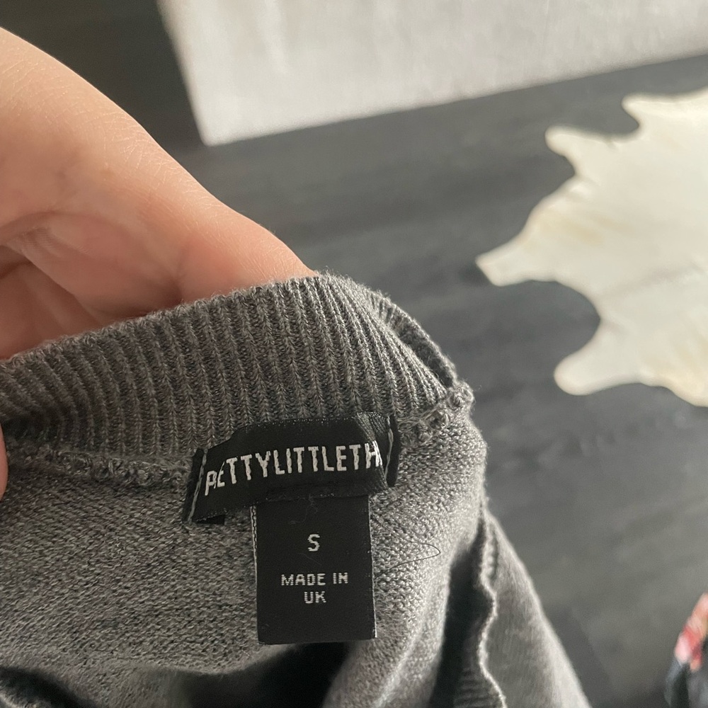 Pretty Little Thing Light Grey Basic Button Up Kn… - image 4